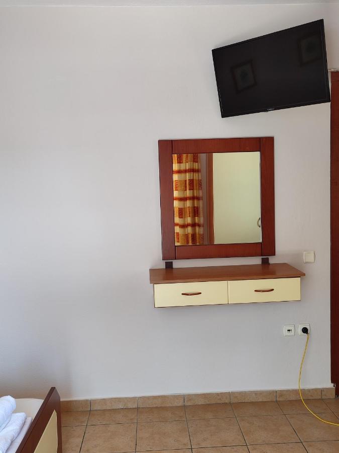 Studios Giota Sarti Eksteriør billede